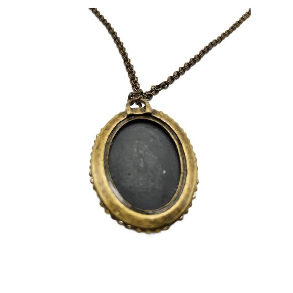 Vintage Brass Tone Victorian Revival Cameo Necklace, Celebrity NY - Picture 5 of 10